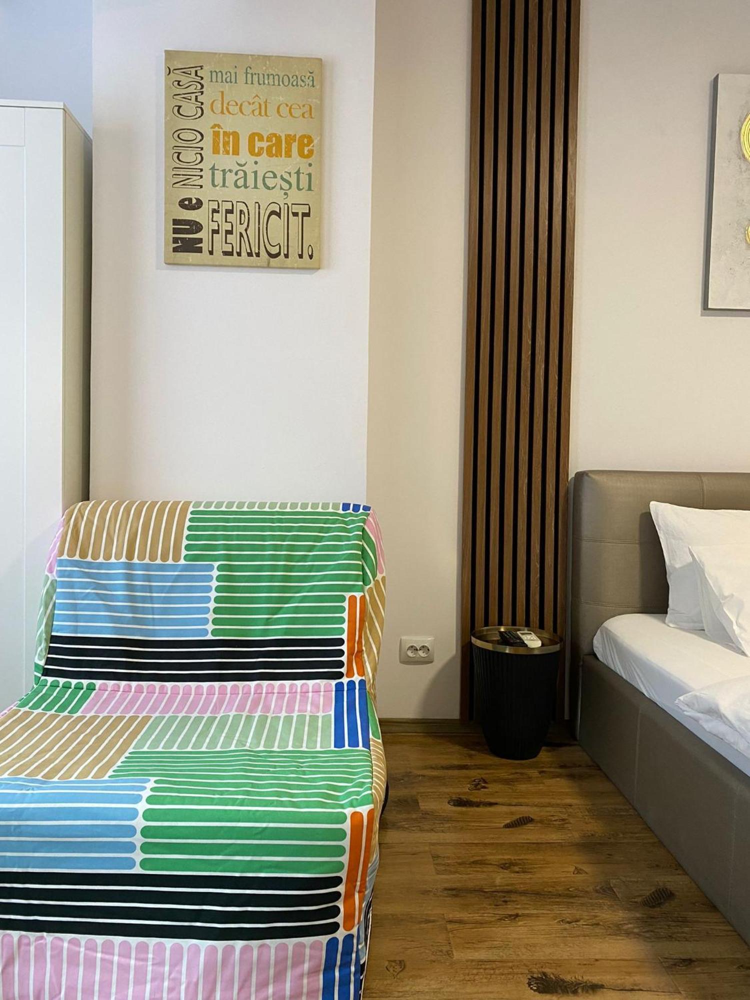 Central Studio Bucharest Bucureşti Ngoại thất bức ảnh